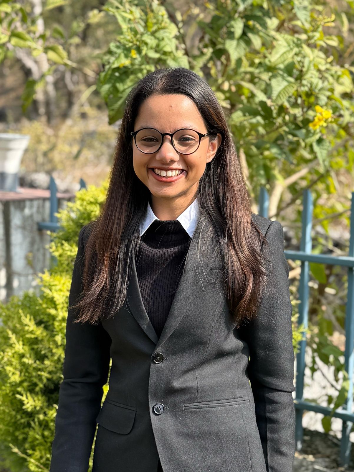 Advocate Tanushree Karnawat, Associate